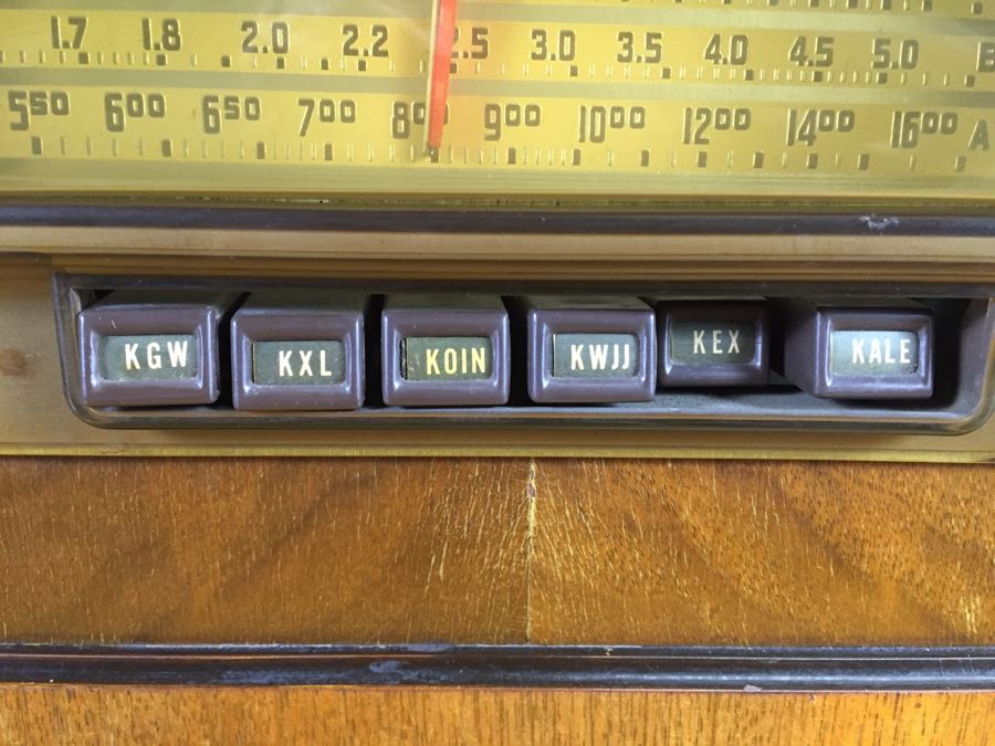 Art Deco Sears Silvertone Tube Radio Needs To Be Rewired [Photo 10]