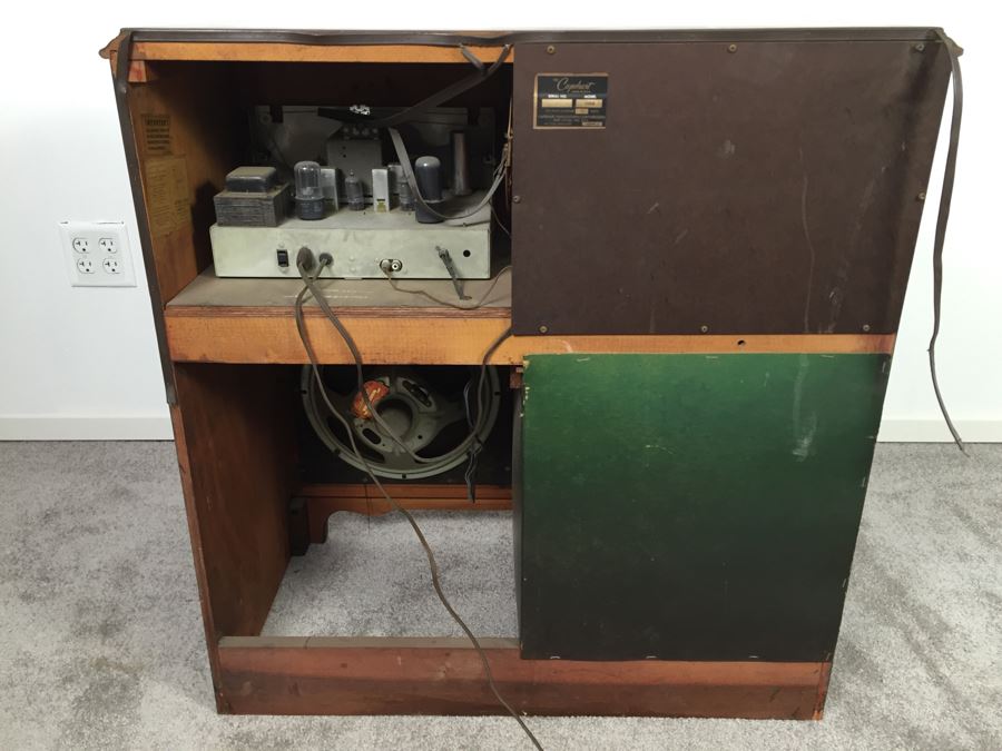 Vintage Capehart-Farnsworth Console Tube Radio With Record Player Model 1006 With Records - Platter Almost Spins Needs Servicing [Photo 32]