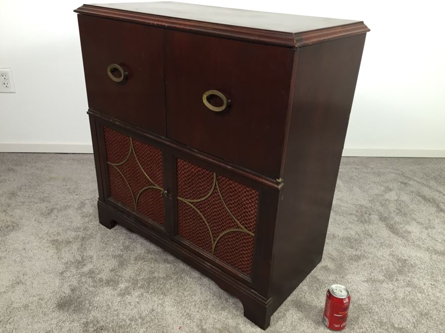 Vintage Capehart-Farnsworth Console Tube Radio With Record Player Model 1006 With Records - Platter Almost Spins Needs Servicing [Photo 31]