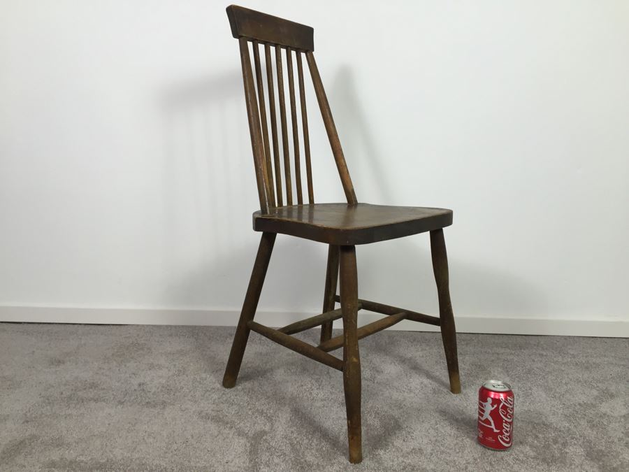 Vintage Wooden Windsor Style Chair [Photo 2]