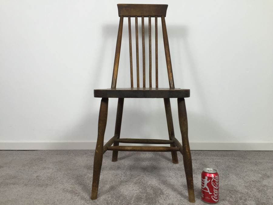 Vintage Wooden Windsor Style Chair [Photo 4]