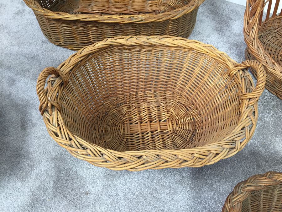 Vintage Wicker Bassinets And Baskets Lot [Photo 9]