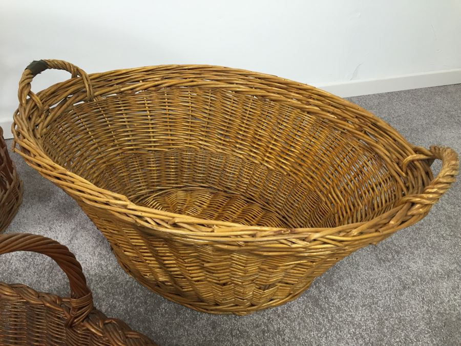 Vintage Wicker Bassinets And Baskets Lot