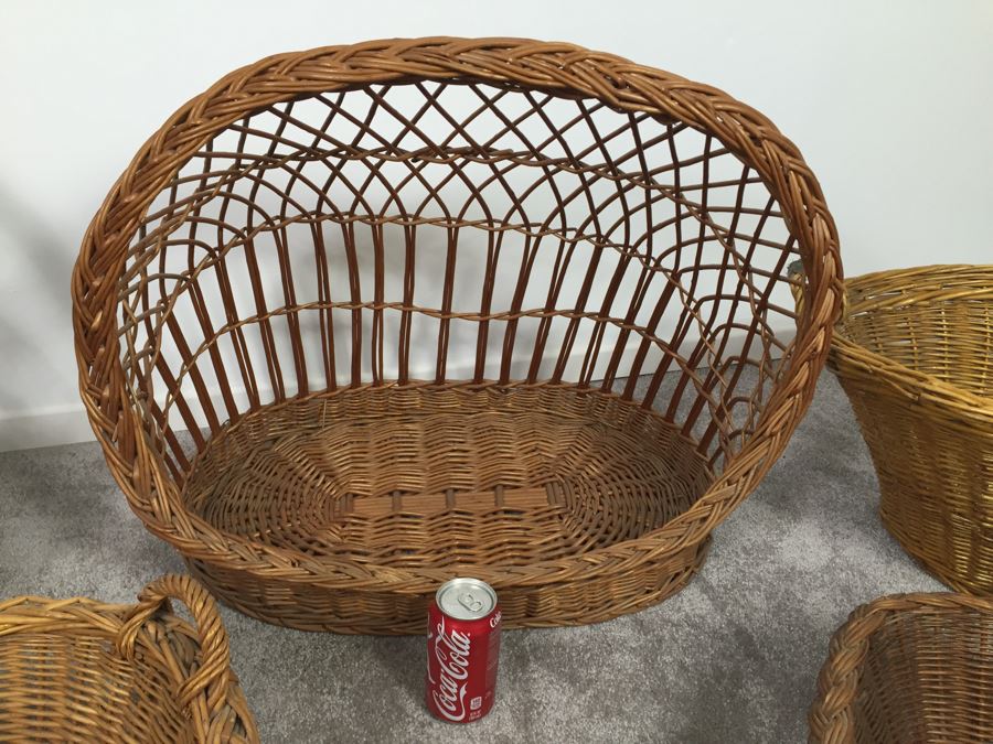 Vintage Wicker Bassinets And Baskets Lot [Photo 3]