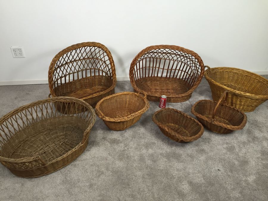 Vintage Wicker Bassinets And Baskets Lot