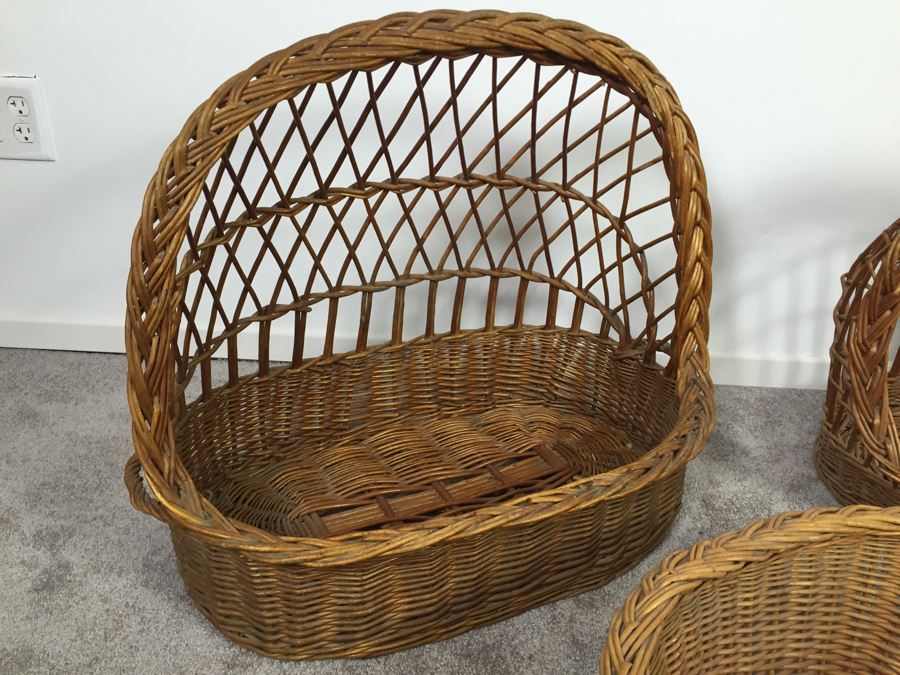 Vintage Wicker Bassinets And Baskets Lot [Photo 2]