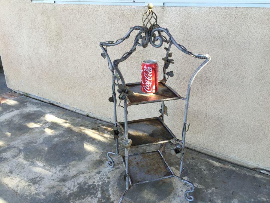 Outdoor Garden Shelf Stand With Vine Motif [Photo 2]