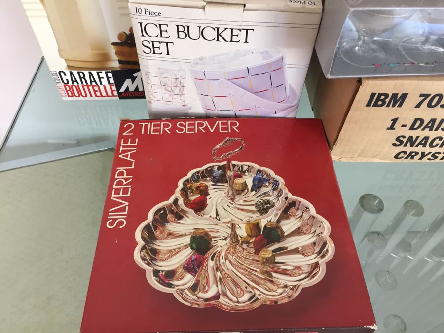 New Old Stock Tableware Kitchen Lot [Photo 10]