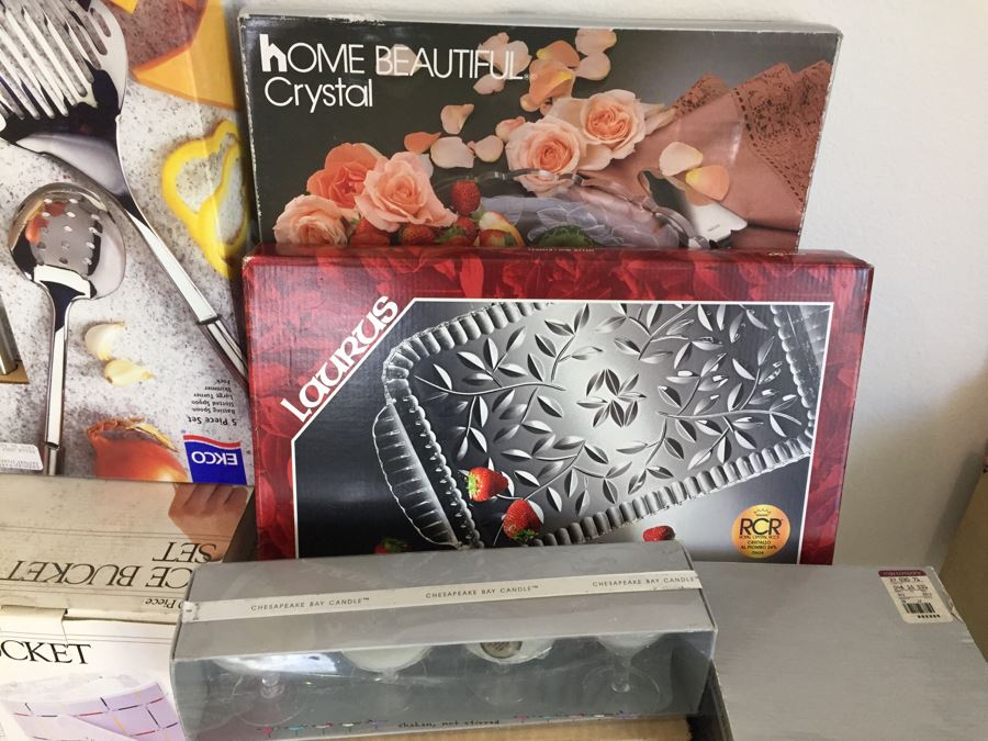 New Old Stock Tableware Kitchen Lot [Photo 6]