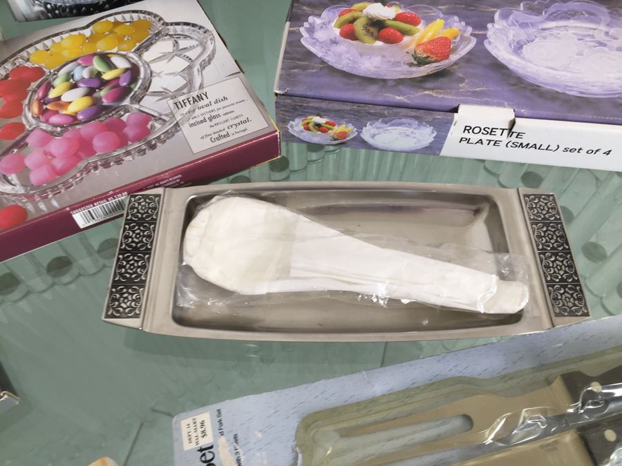 Mostly New Old Stock Tableware, Kitchen, Home Decor Lot [Photo 22]