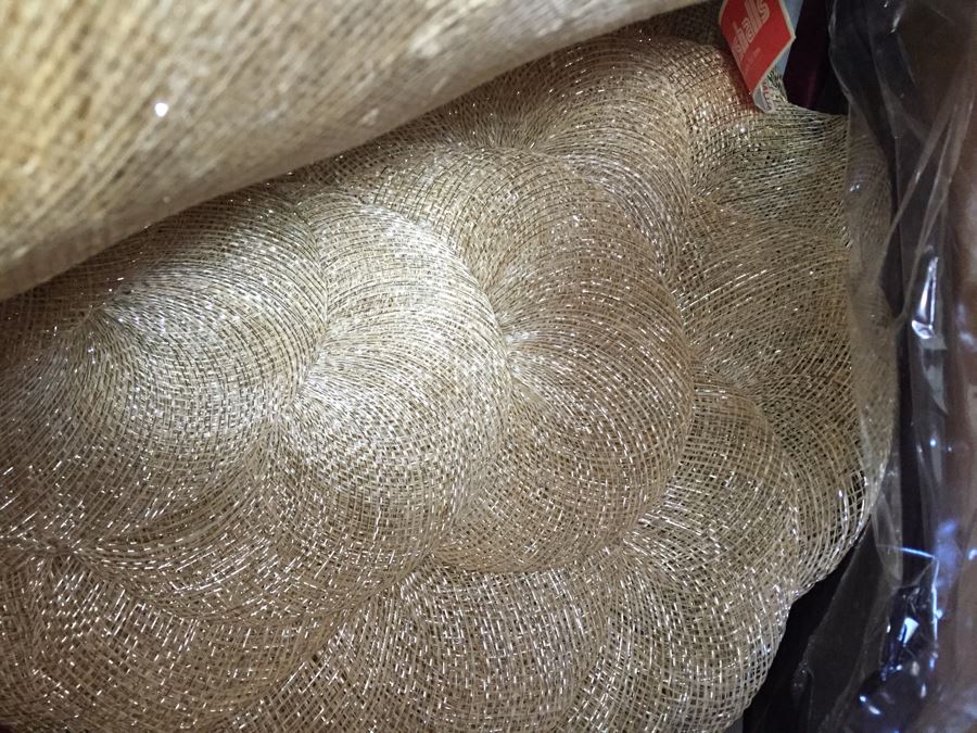 Box Filled With Placemats, Napkins & Napkin Rings Mostly New [Photo 7]