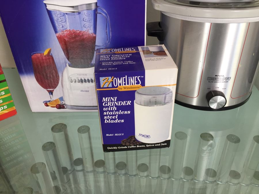 Kitchen Appliance Lot Mostly New [Photo 6]