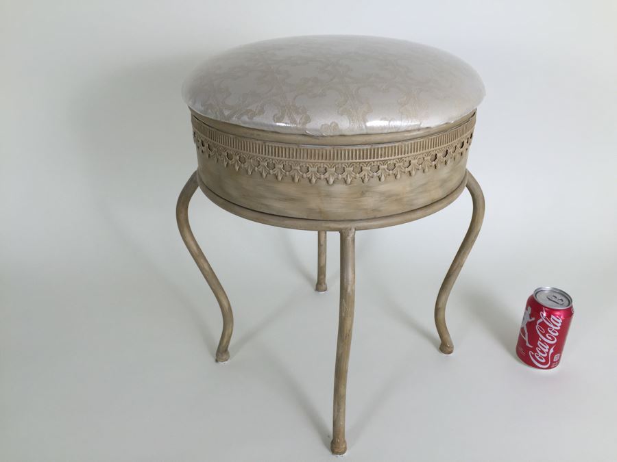 Vanity Stool Chair [Photo 4]