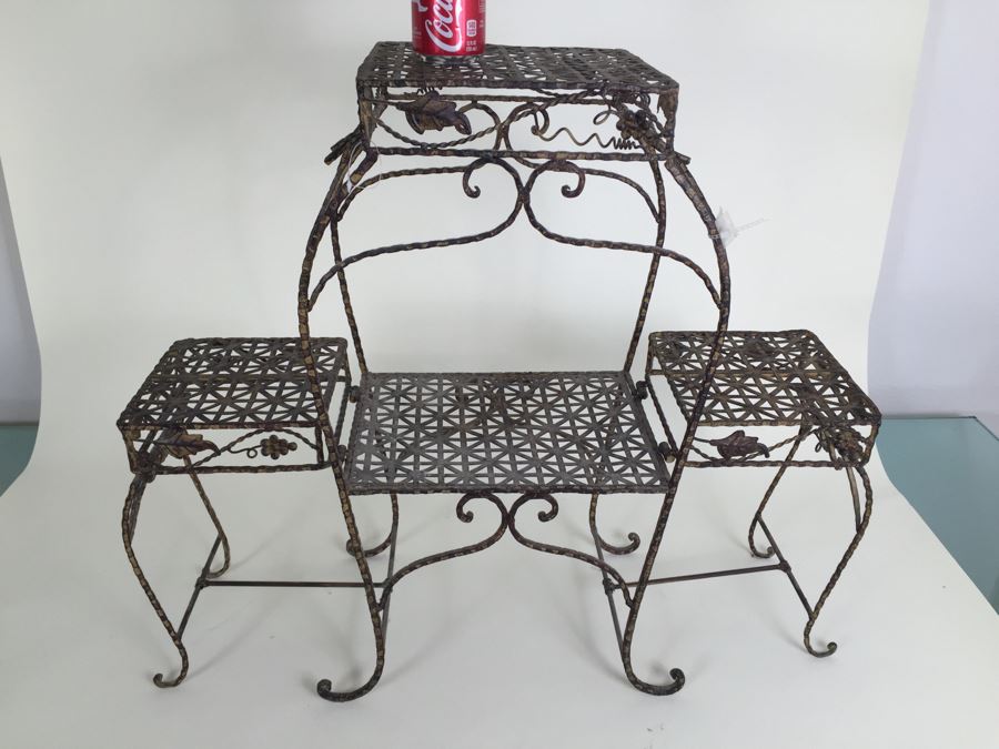 New Metal Hinged Stand For Garden Plants Or Indoor Use [Photo 4]