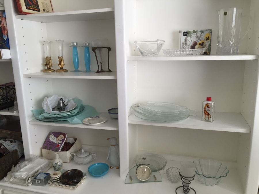 MEGA Home Decor And Crafting Lot With Candles, Stationary, Picture Frames, Candleholders, Gift Wrapping Supplies And More [Photo 59]