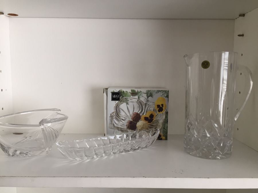 MEGA Home Decor And Crafting Lot With Candles, Stationary, Picture Frames, Candleholders, Gift Wrapping Supplies And More [Photo 60]