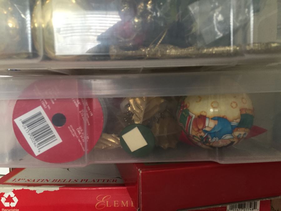 MEGA Home Decor And Crafting Lot With Candles, Stationary, Picture Frames, Candleholders, Gift Wrapping Supplies And More [Photo 23]