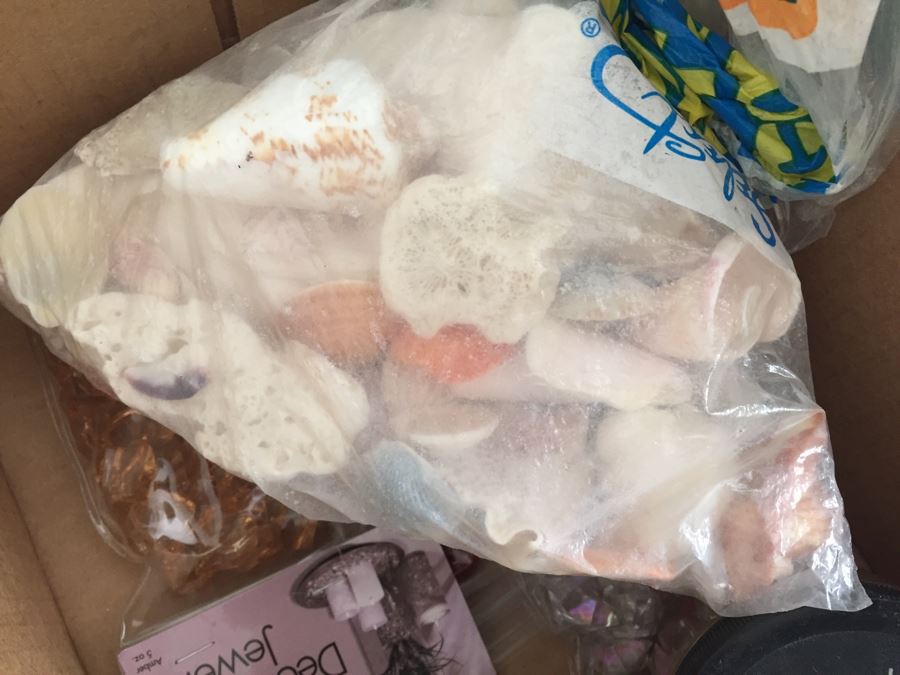 MEGA Home Decor And Crafting Lot With Candles, Stationary, Picture Frames, Candleholders, Gift Wrapping Supplies And More [Photo 70]