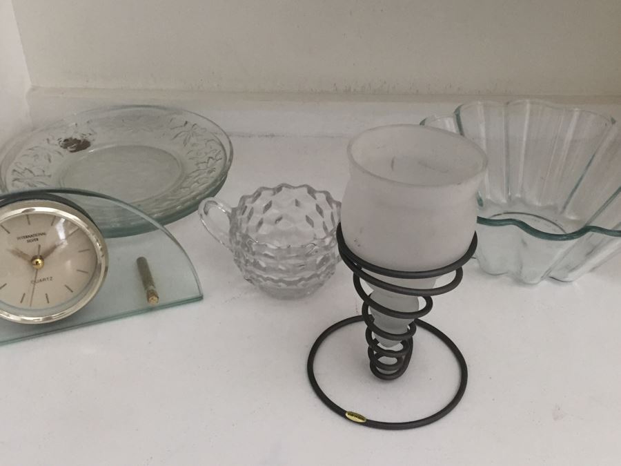 MEGA Home Decor And Crafting Lot With Candles, Stationary, Picture Frames, Candleholders, Gift Wrapping Supplies And More [Photo 69]