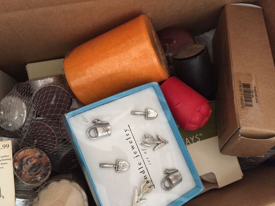 MEGA Home Decor And Crafting Lot With Candles, Stationary, Picture Frames, Candleholders, Gift Wrapping Supplies And More [Photo 9]