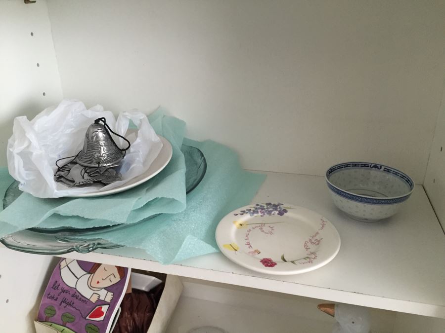 MEGA Home Decor And Crafting Lot With Candles, Stationary, Picture Frames, Candleholders, Gift Wrapping Supplies And More [Photo 35]