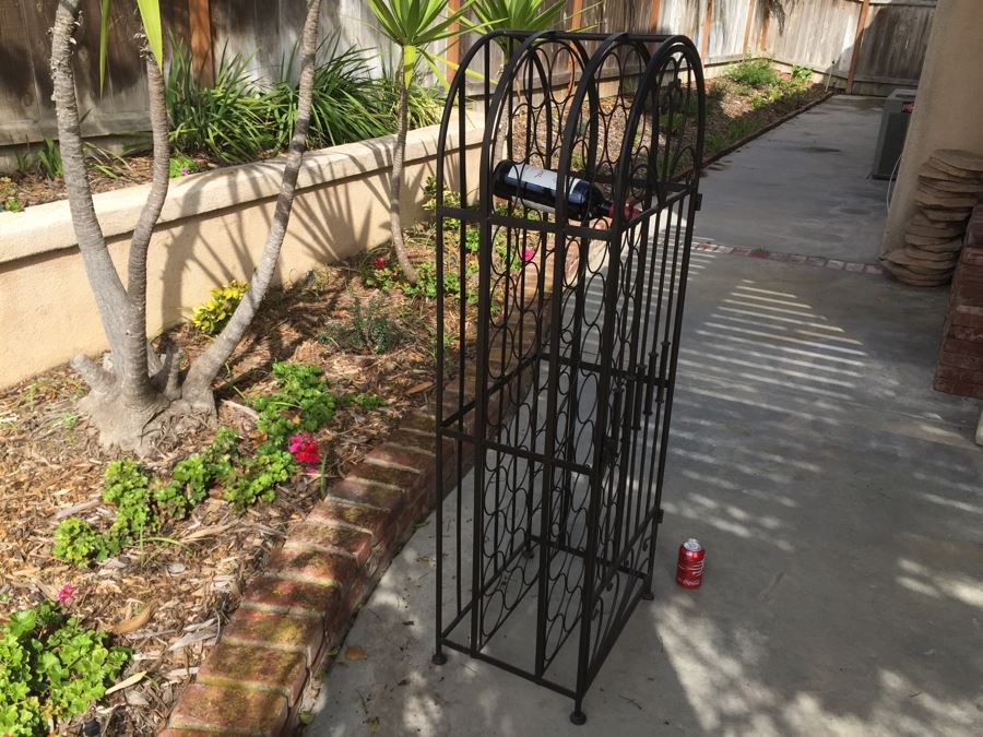 Large Metal Dome Top Wine Rack Cabinet Lockable [Photo 10]