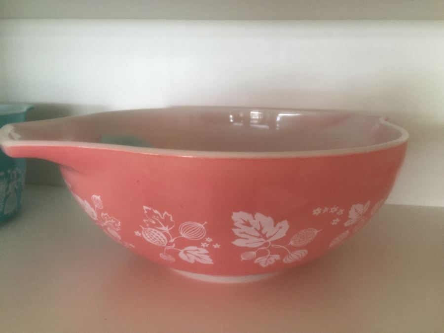 Vintage Pyrex And Glasbake Lot [Photo 6]