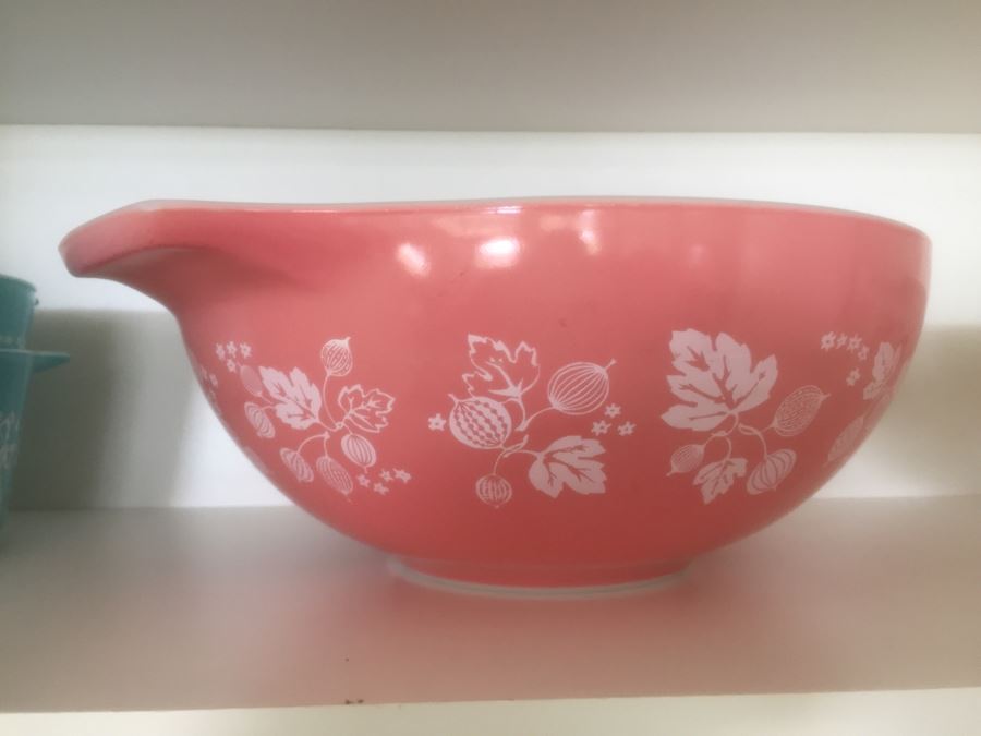 Vintage Pyrex And Glasbake Lot