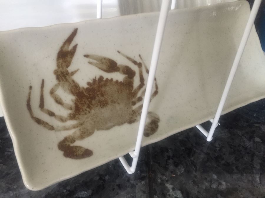 Kitchen Lot Featuring Glass, Utensils And Knife Sets [Photo 4]