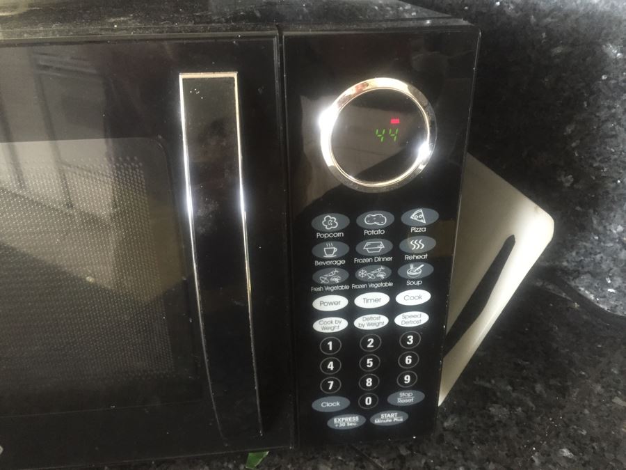 Oster Microwave Oven And Salton Espressor Maker Machine [Photo 5]