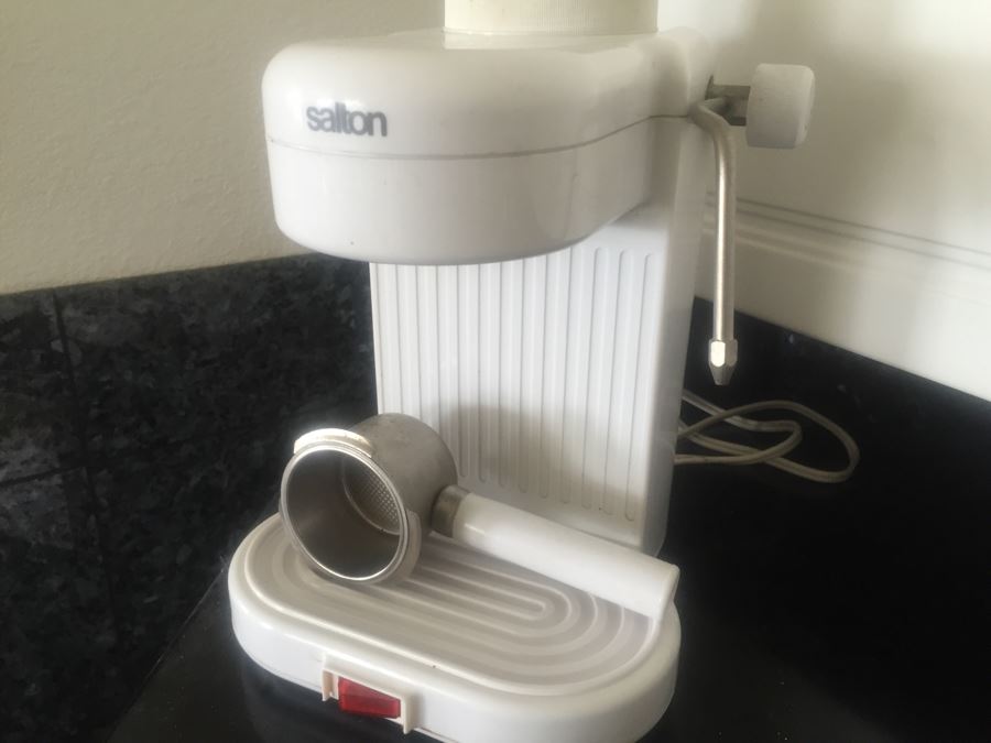 Oster Microwave Oven And Salton Espressor Maker Machine [Photo 3]