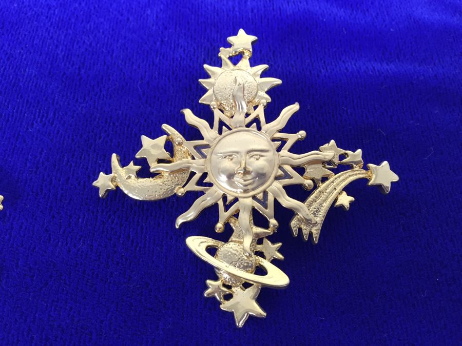 Collection Of Various Vintage Brooches [Photo 6]