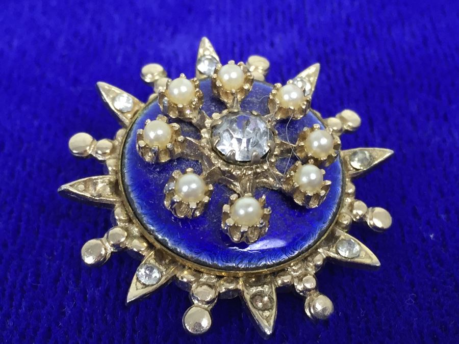 Collection Of Various Vintage Jewelry Brooches And Pin [Photo 15]