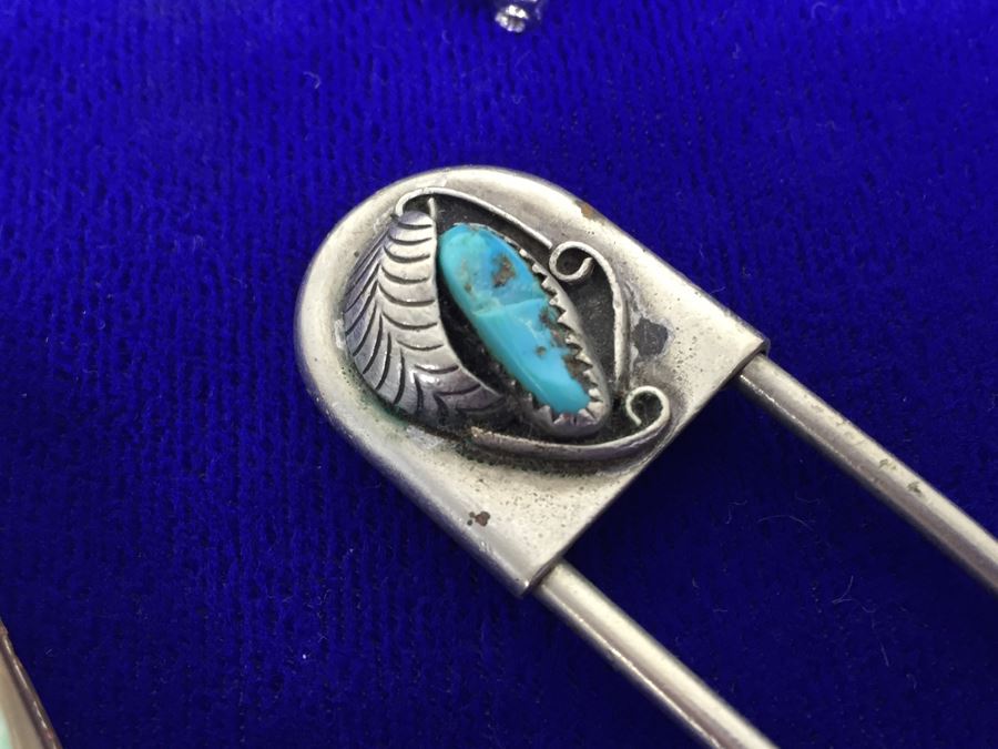 Collection Of Various Vintage Jewelry Brooches And Pin [Photo 5]