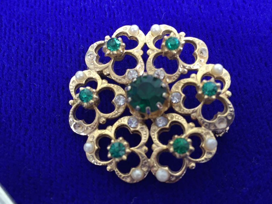 Collection Of Various Vintage Jewelry Brooches And Pin [Photo 7]