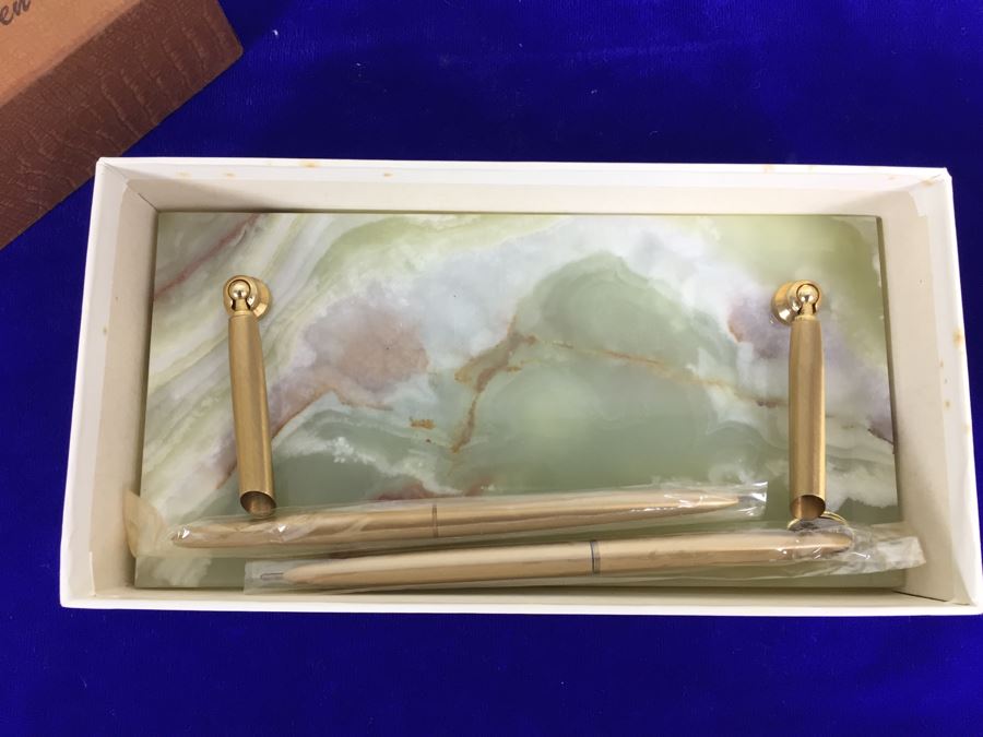 Vintage Scottco Pen Desk Set [Photo 2]