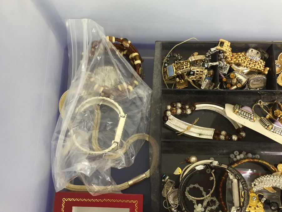 Costume Jewelry Lot [Photo 4]
