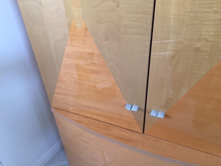 6-Piece Bedroom Set With 6-Drawer Dresser And Mirror, (2) Nightstands, Armoire And Cal King Bed With Mattress And Linens [Photo 11]