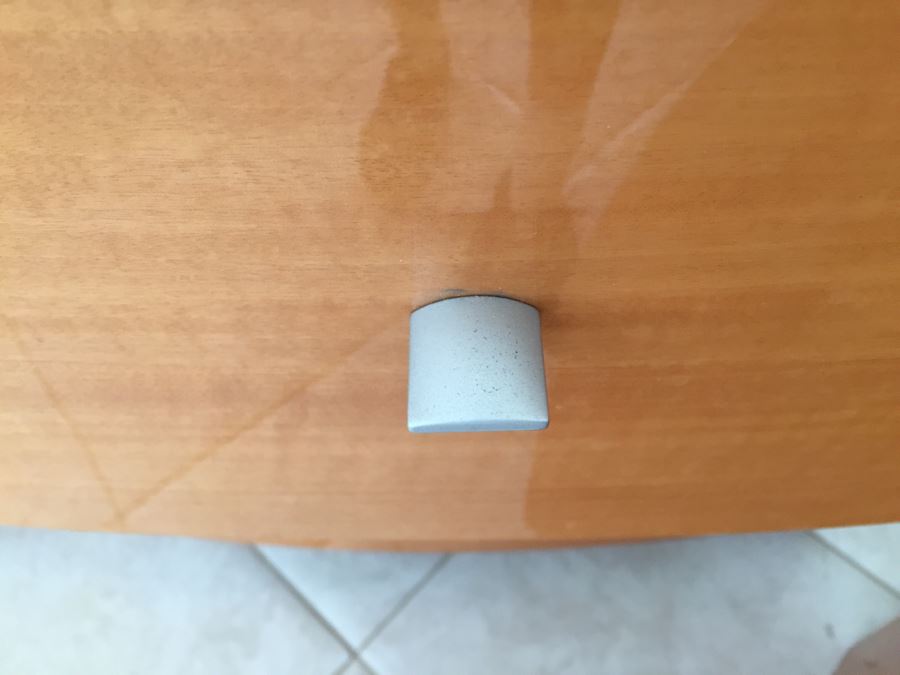 6-Piece Bedroom Set With 6-Drawer Dresser And Mirror, (2) Nightstands, Armoire And Cal King Bed With Mattress And Linens [Photo 8]