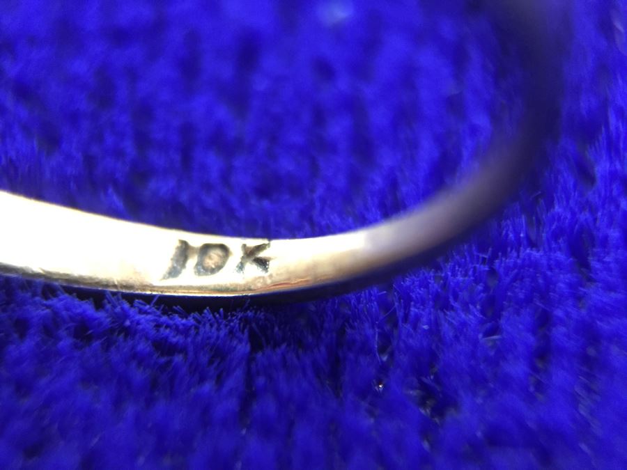10K Gold Ring Missing One Stone [Photo 12]
