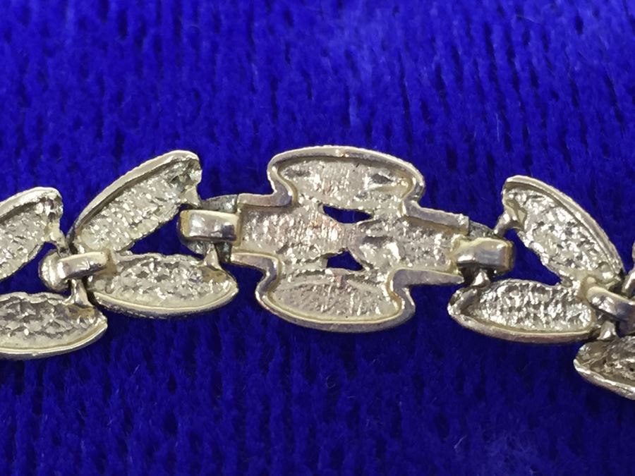 14K Women's Bracelet With Butterfly Motif 10g $230MV [Photo 6]