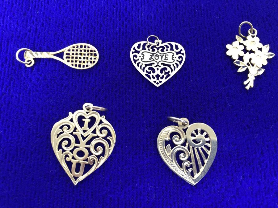 Collection Of 14K Gold Pendants 4g 92MV