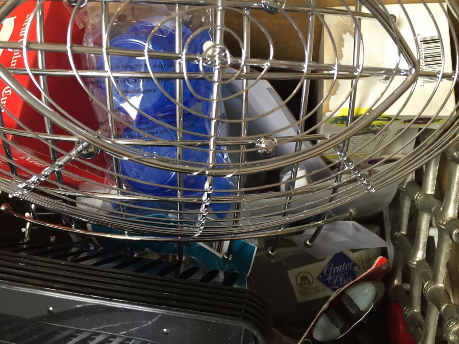 Box And Bag Mystery Lot Filled With Mostly New Items [Photo 5]