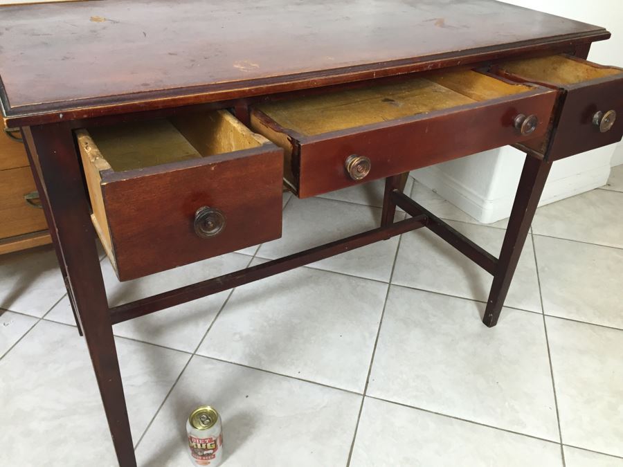 Vintage Wooden Desk [Photo 2]