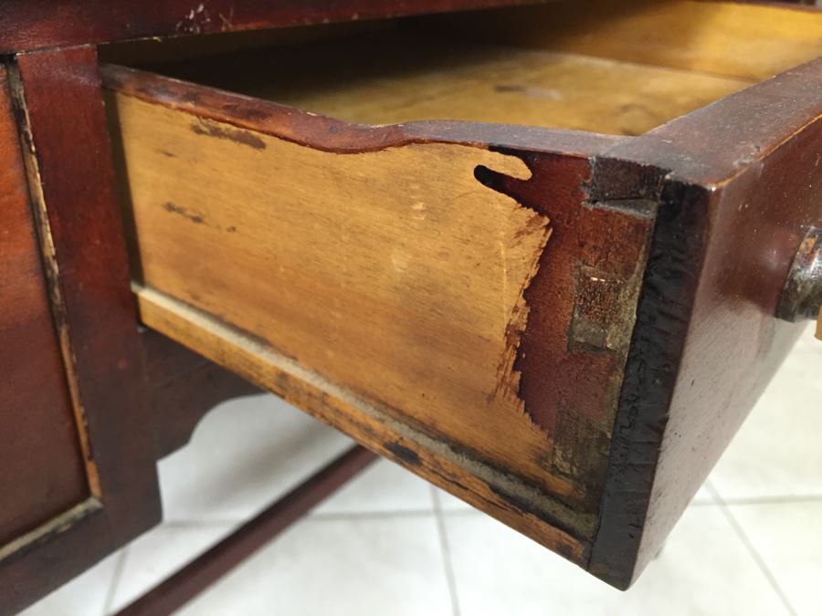 Vintage Wooden Desk [Photo 9]