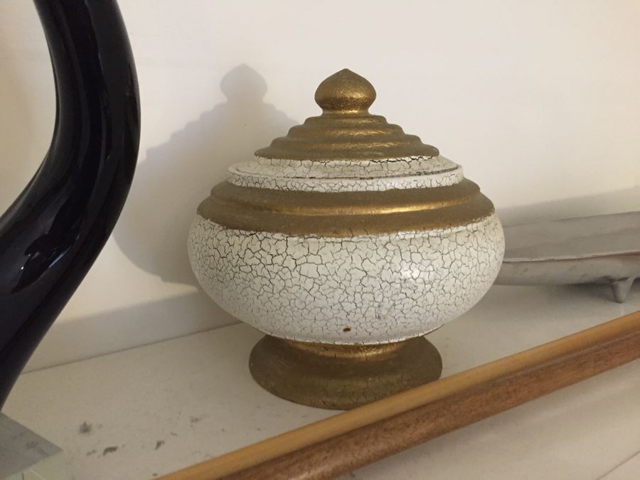 Home Decor Lot [Photo 6]