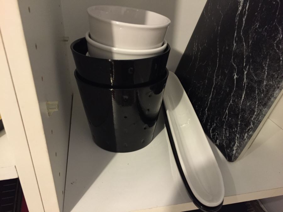 Various Kitchen Related Items In Cabinet [Photo 12]