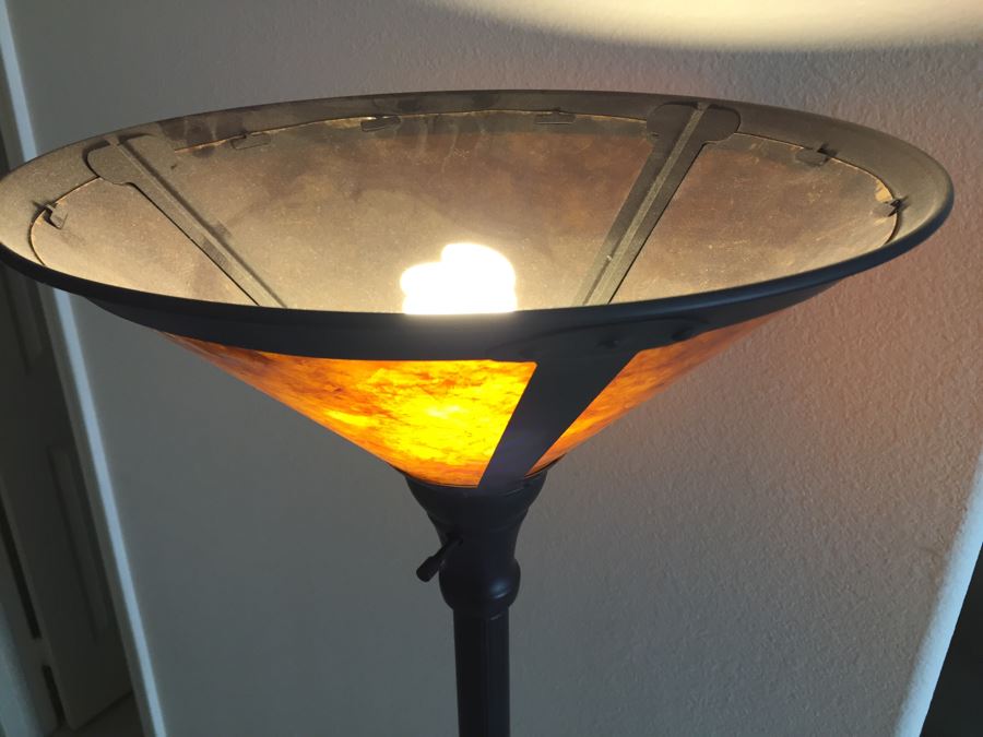 Contemporary Floor Lamp [Photo 3]