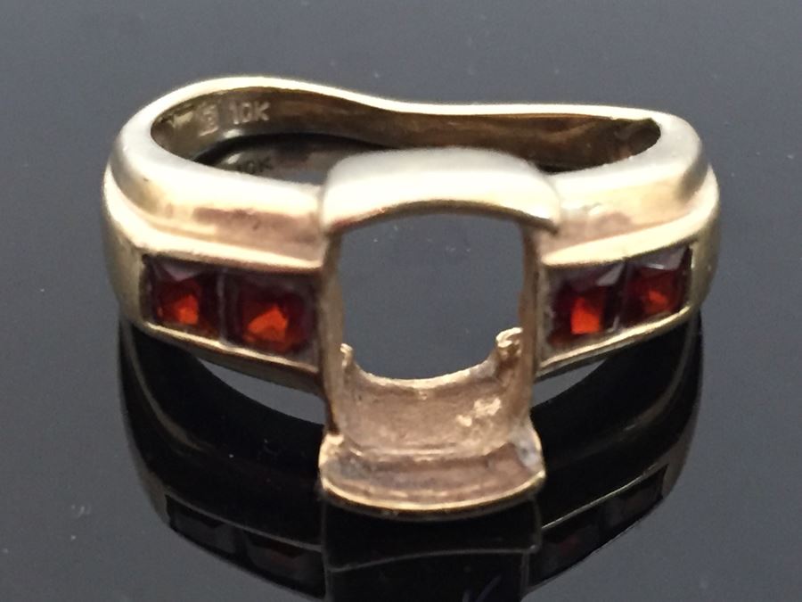 JUST ADDED - 10k Gold Ring Missing Center Stone 3g $49MV [Photo 3]