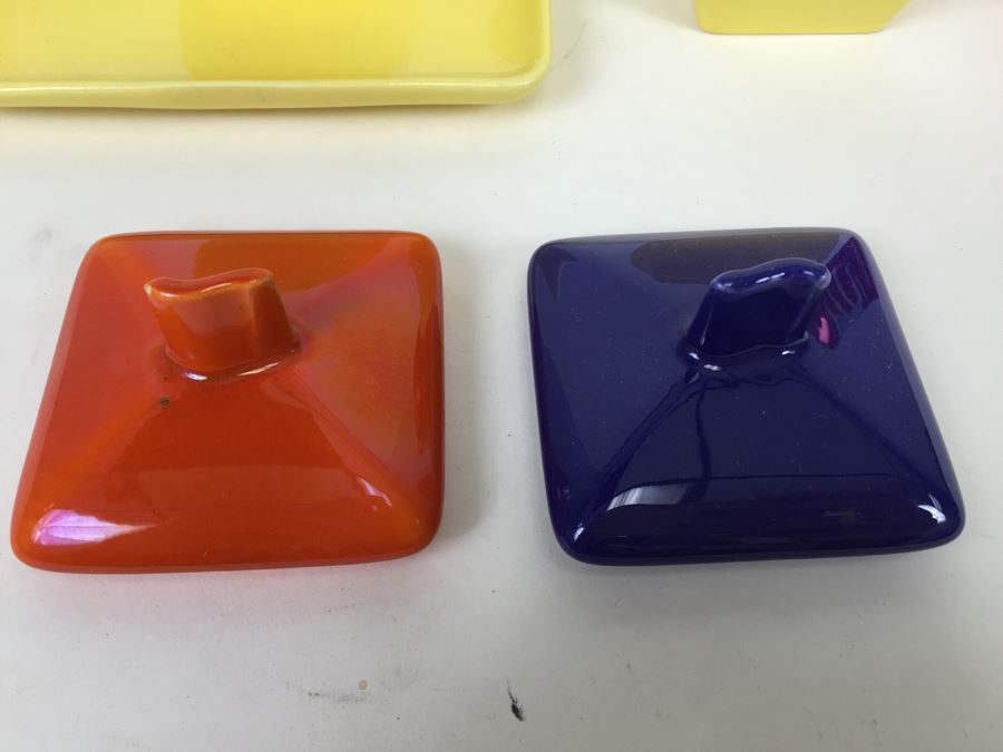 Franciscan Ware Covered Cups With Plate Note Orange Lid Has Minor Chips [Photo 8]